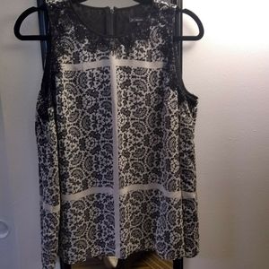Adrianna Papell elegant sleeveless top w/delicate lace trim
